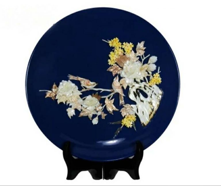 一系列瓷盤擺件